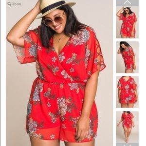 Plus Size Floral Criss-Cross Romper
